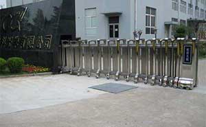 奧技科公司伸縮門案例