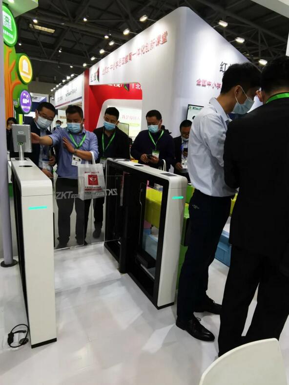 熵基科技以生物識別技術和計算機視覺技術為核心的先進產(chǎn)品和解決方案