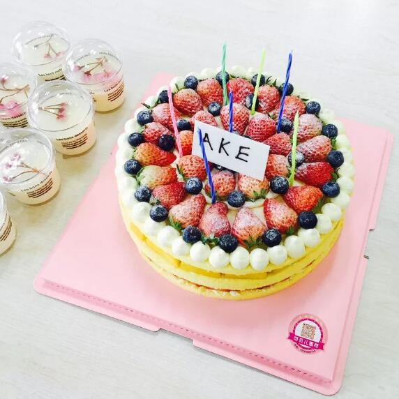 恰逢春暖花開，來一個集體生日趴！