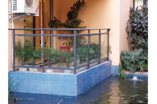 陽臺欄桿系列-玻璃型陽臺欄桿