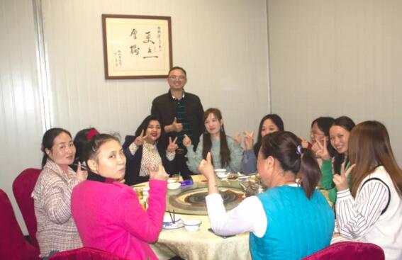 高壘半邊天歡度3.8國際婦女節(jié)