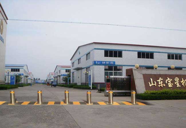 山東寶星機(jī)械有限公司升降柱案例 - 中出網(wǎng)-智能出入口與停車充電門戶