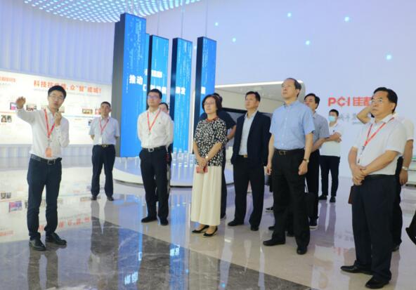 江西省委常委、副省長吳忠瓊一行調(diào)研佳都科技