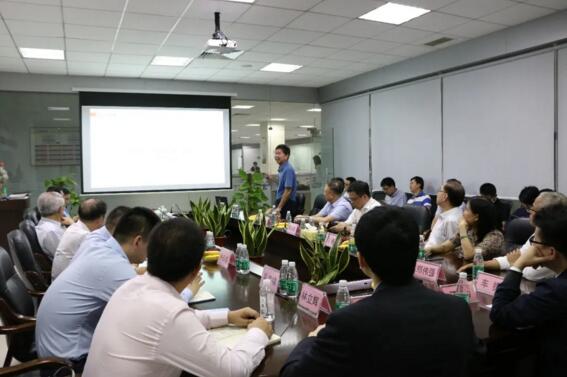 陳董對現(xiàn)場來訪領(lǐng)導(dǎo)們能夠在百忙之中蒞臨立林指導(dǎo)工作表示感謝