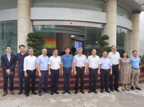 全國工商聯(lián)副主席樊友山一行領(lǐng)導(dǎo)赴立林參觀走訪