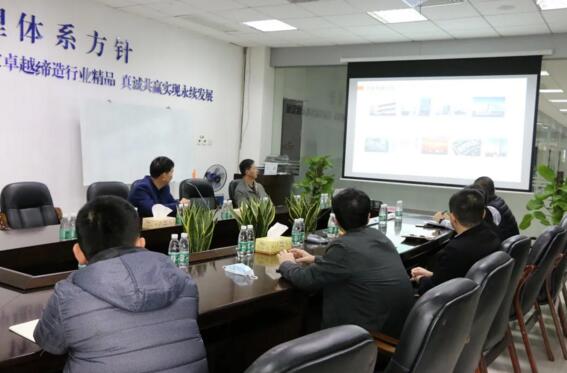 廈門市集美區(qū)副區(qū)長張達(dá)、工信局副局長王志衛(wèi)領(lǐng)導(dǎo)一行到立林走訪參觀