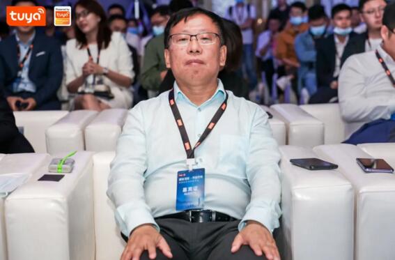 立林物聯(lián)網(wǎng)技術(shù)研究院常務(wù)副院長(zhǎng)周建國(guó)