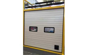 工業(yè)門(mén) - 白色條形工業(yè)滑升門(mén)