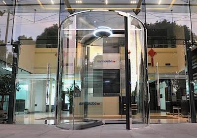 KTV ATRIUM FLEX 晶碟旋轉(zhuǎn)門