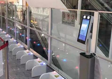 租借新體驗(yàn)，芊熠動態(tài)人臉識別終端讓帶娃出行無“負(fù)擔(dān)”