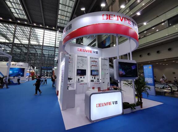 芊熠攜車位引導(dǎo)相機(jī)新品搶先亮相深圳智慧停車展，受邀出席演講，引觀眾熱烈反響