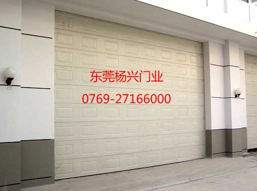 豪華電動(dòng)翻板車(chē)庫(kù)門(mén)