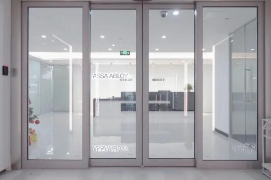 亞薩合萊自動門