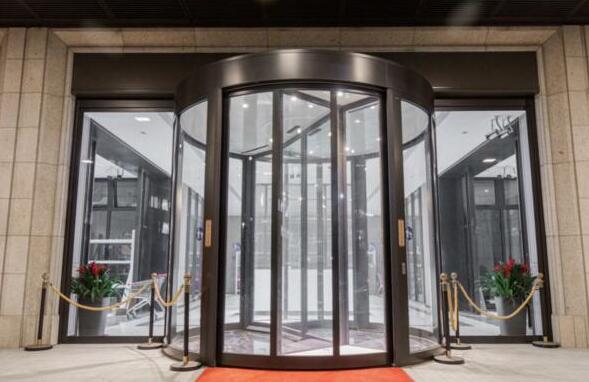 亞薩合萊人行自動(dòng)門(mén)，開(kāi)啟安吉天使小鎮(zhèn)的美好生活