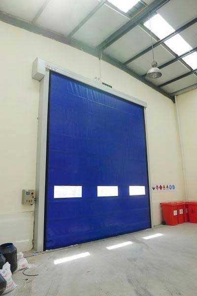 抗風(fēng)大型堆積式快速門