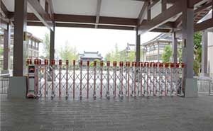 宏盛家園伸縮門案例 - 中出網(wǎng)-智能出入口與停車充電門戶