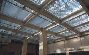 東北師范大學(xué)附屬中學(xué)歐式百葉案例 - 中出網(wǎng)-智能出入口與停車充電門(mén)戶