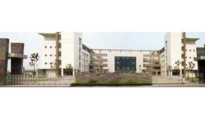 南通市如皋中學(xué)伸縮門案例