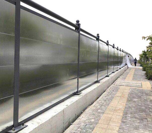 鋼結(jié)構(gòu)護欄