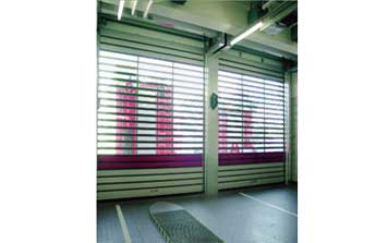 硬質(zhì)快速門