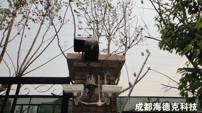 重慶金科電子圍欄安裝工程實(shí)例 - 中出網(wǎng)-智能出入口與停車充電門戶