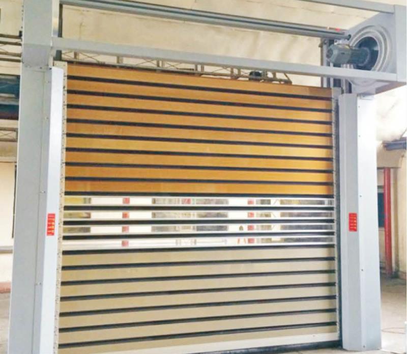 硬質(zhì)快速門(mén)