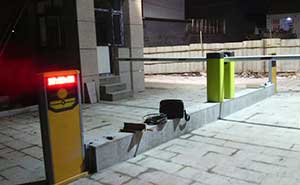 遵化田園小區(qū)道閘案例 - 中出網(wǎng)-智能出入口與停車充電門戶