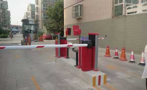 玉田道閘案例 - 中出網(wǎng)-智能出入口與停車充電門戶