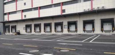 硬質(zhì)快速門