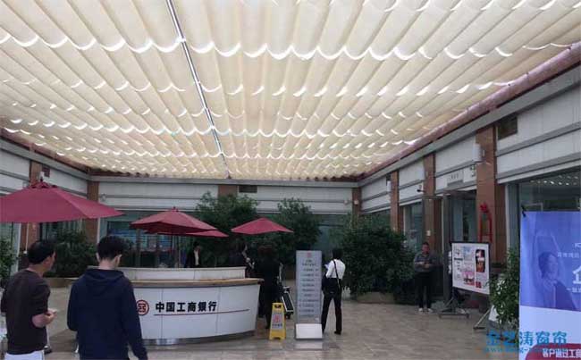 禪城區(qū)汾江南路麗日豪庭工商銀行大堂電動(dòng)窗簾案例 - 中出網(wǎng)-智能出入口與停車充電門戶