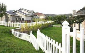 PVC護(hù)欄 - PVC草坪護(hù)欄