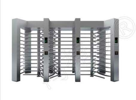 三門三翼全高閘