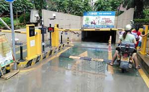 廣西北流幸福里小區(qū)停車場系統(tǒng)案例 - 中出網(wǎng)-智能出入口與停車充電門戶