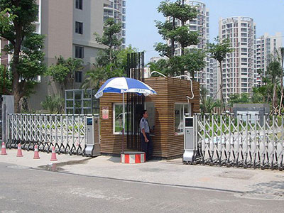 大儒世家藏瓏伸縮門案例 - 中出網(wǎng)-智能出入口與停車充電門戶