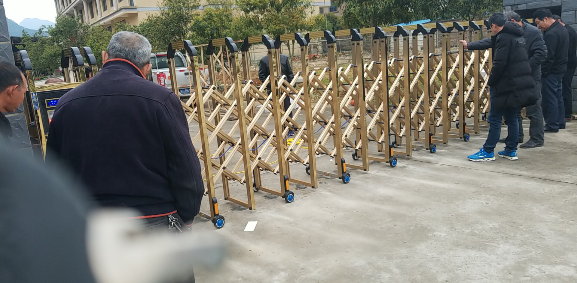 電動(dòng)門(mén)、停車(chē)場(chǎng)系統(tǒng)