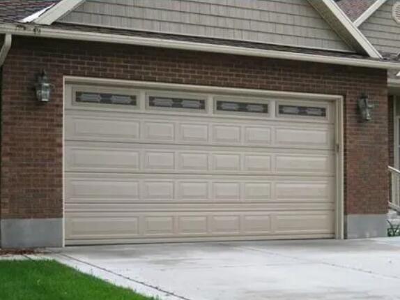 出于安全著想 由表及里介紹煙臺(tái)車庫(kù)門