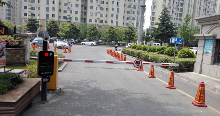 熱烈祝賀上饒出安智能道閘進(jìn)駐博能信江府