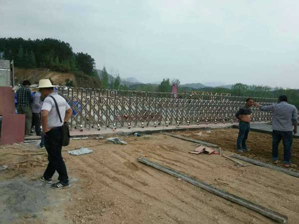 熱烈祝賀黃岡出安智能伸縮門進駐黃岡金泰國際廣場