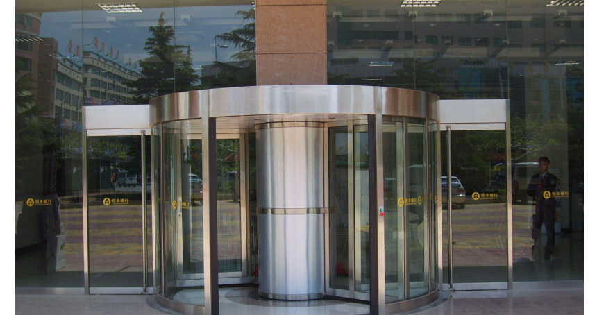 烈祝賀黃岡出安智能旋轉(zhuǎn)門進駐金泰國際廣場
