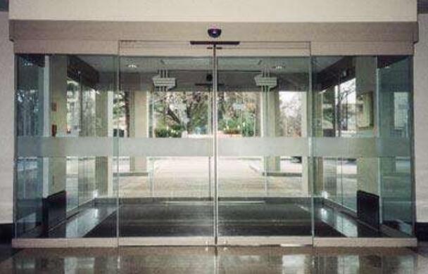 小心使得萬年船 邵陽玻璃感應(yīng)自動門安裝看點(diǎn)