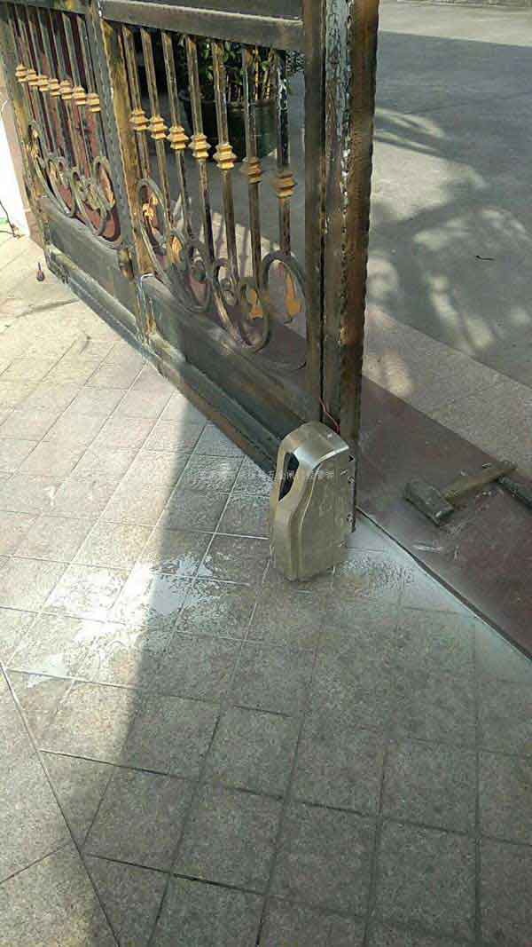 熱烈祝賀十堰出安智能開門機(jī)進(jìn)駐十堰祥安東城國際花園