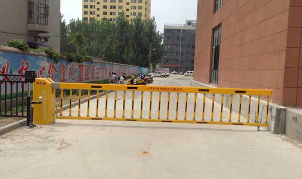 慶賀淮南出安智能柵欄道閘進(jìn)駐淮南市階梯電子科技有限公司