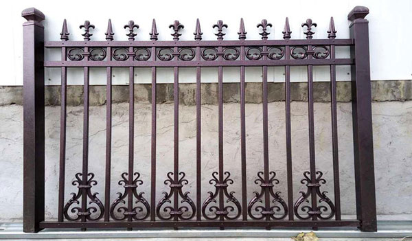 喜迎昭通出安智能護(hù)欄進(jìn)駐文淵廣場(chǎng)