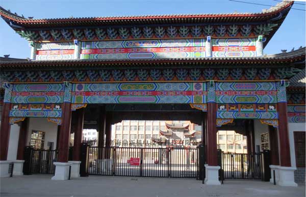 慶賀張掖出安智能懸浮門進(jìn)駐張掖民樂縣第一中學(xué)