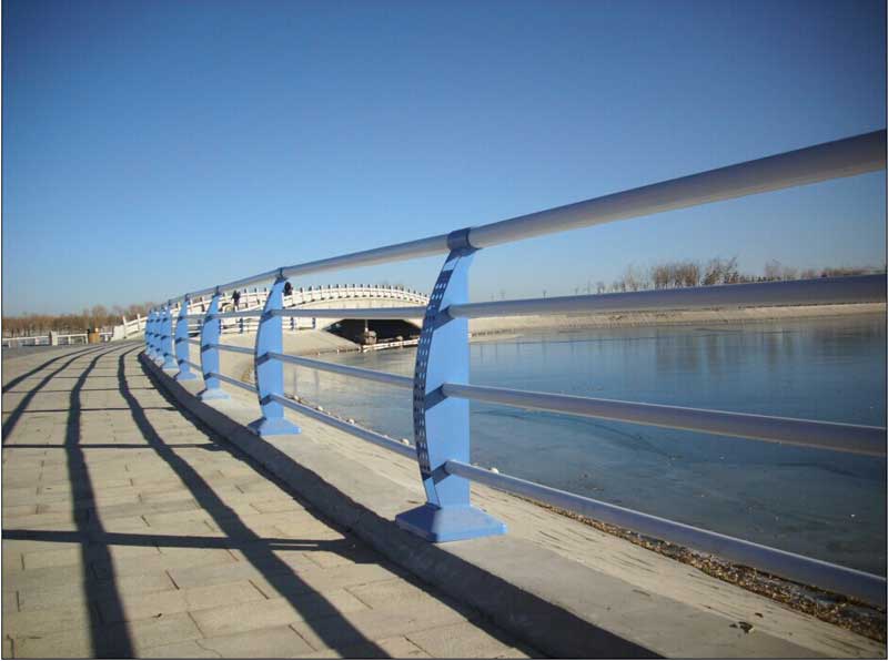 慶賀嘉峪關(guān)出安智能道路護欄進駐甘肅嘉峪關(guān)橋梁